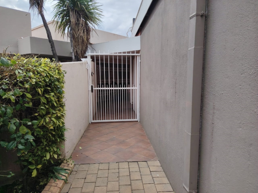4 Bedroom Property for Sale in Three Rivers Gauteng