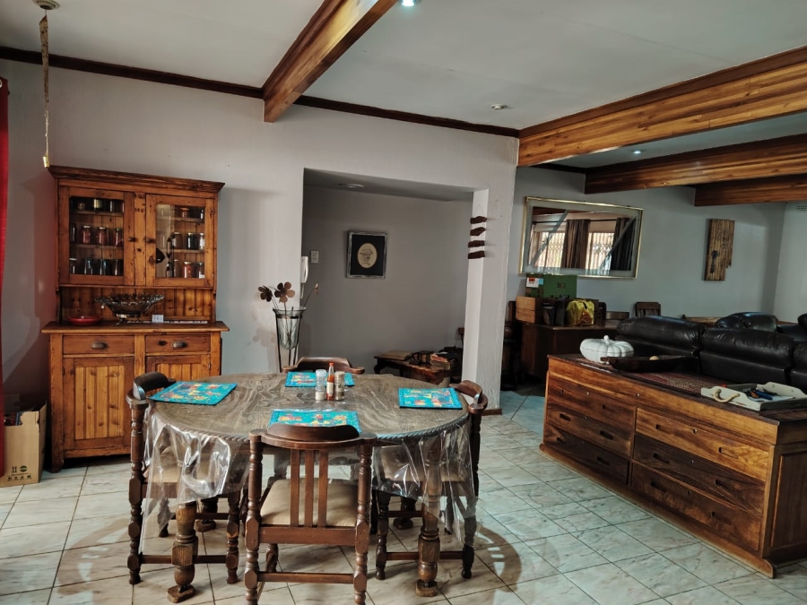 4 Bedroom Property for Sale in Three Rivers Gauteng