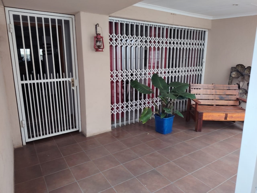 4 Bedroom Property for Sale in Three Rivers Gauteng