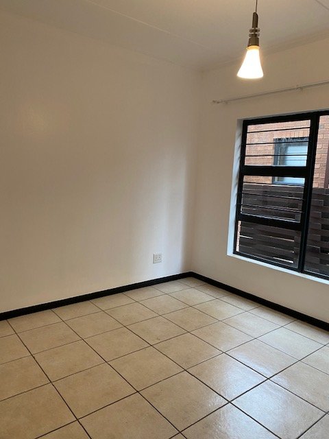 3 Bedroom Property for Sale in Greenstone Hill Gauteng
