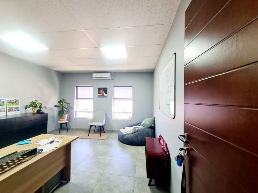 To Let commercial Property for Rent in Knopjeslaagte Gauteng