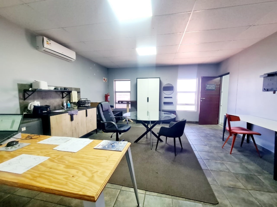 To Let commercial Property for Rent in Knopjeslaagte Gauteng