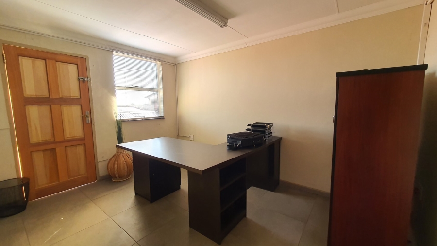  Bedroom Property for Sale in Geduld Ext 2 Gauteng
