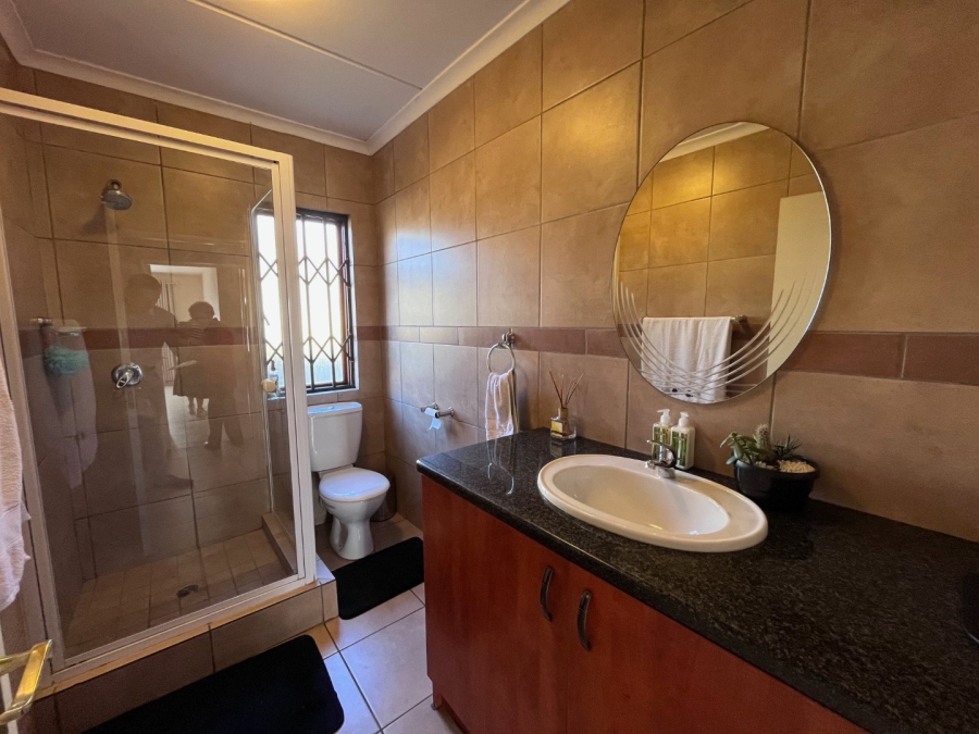 2 Bedroom Property for Sale in Meyersdal Gauteng