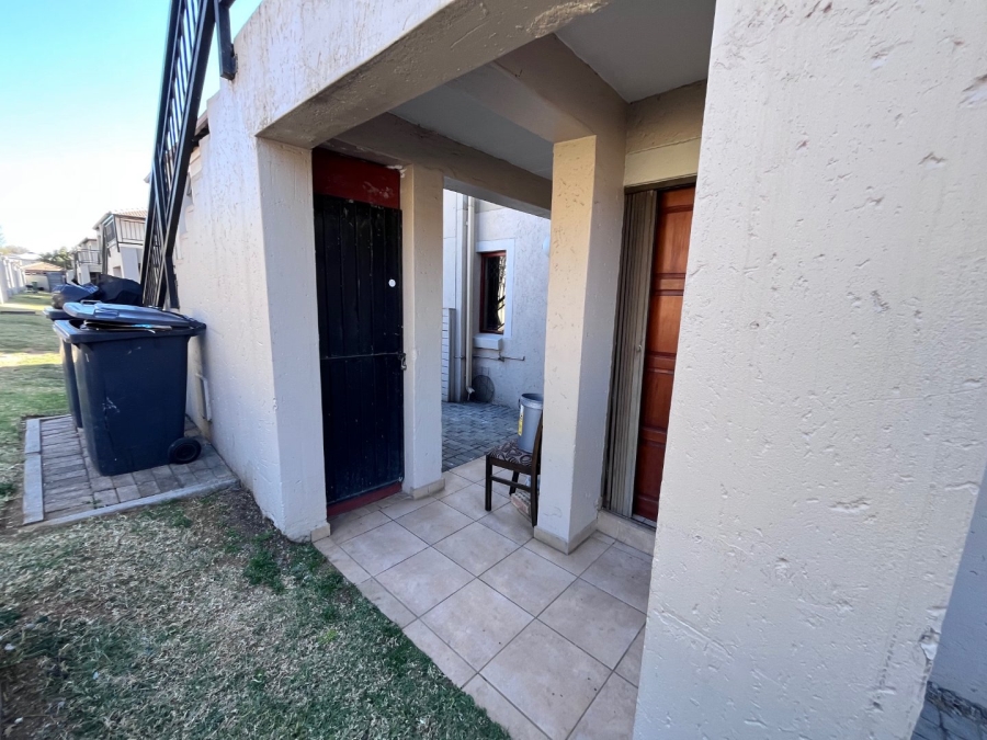 2 Bedroom Property for Sale in Meyersdal Gauteng