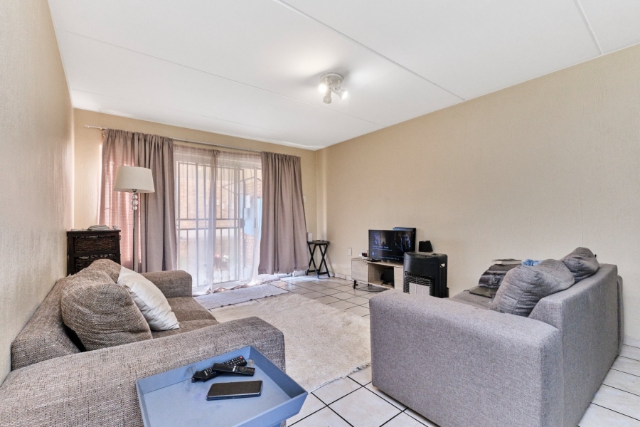 To Let 1 Bedroom Property for Rent in Strubensvallei Gauteng