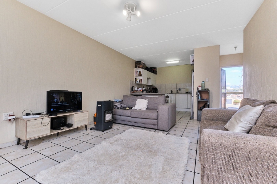 To Let 1 Bedroom Property for Rent in Strubensvallei Gauteng
