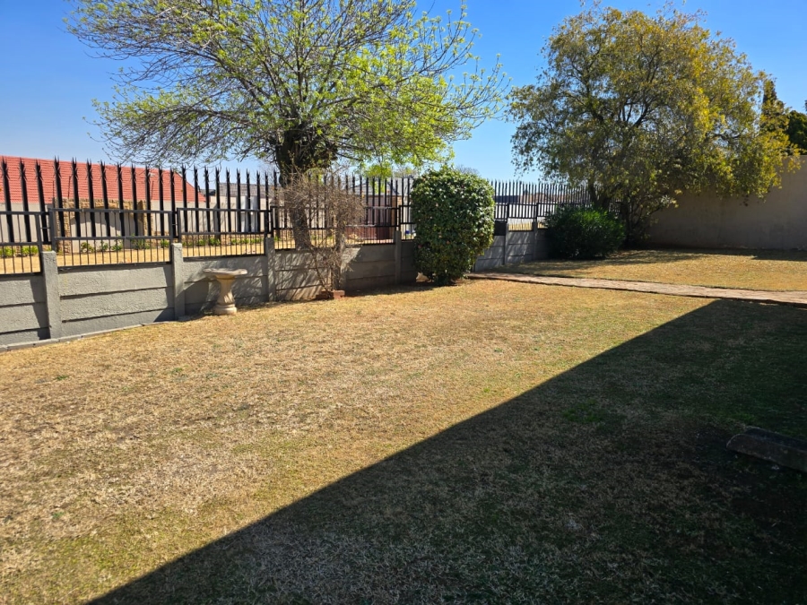 3 Bedroom Property for Sale in Marlands Gauteng