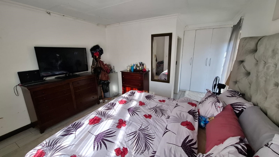 3 Bedroom Property for Sale in Noordwyk Gauteng