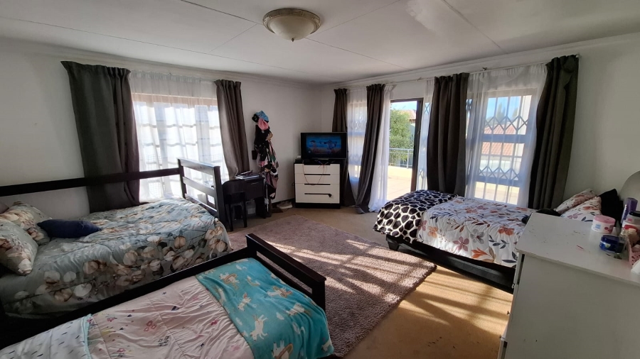 3 Bedroom Property for Sale in Noordwyk Gauteng
