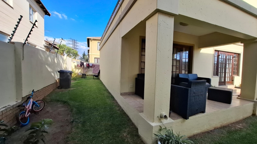 3 Bedroom Property for Sale in Noordwyk Gauteng