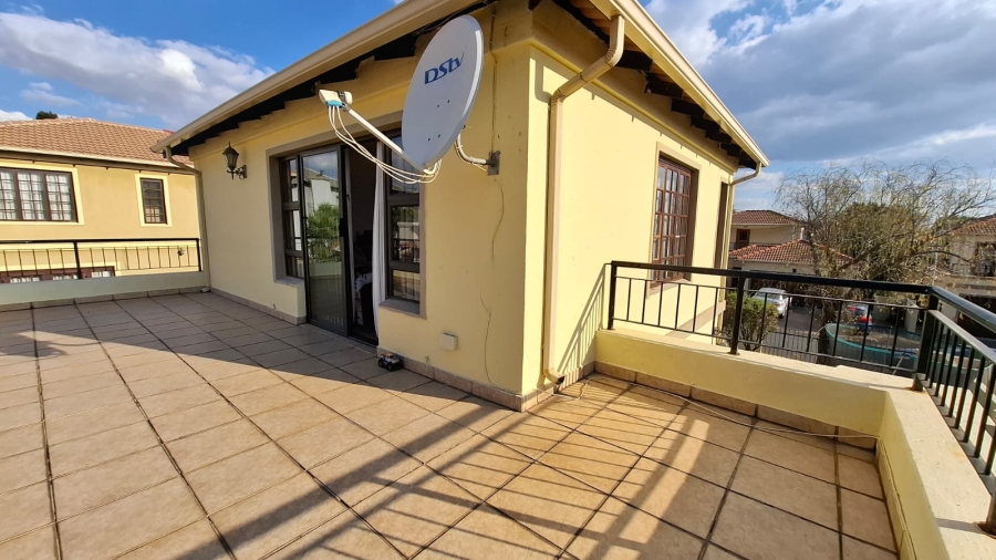 3 Bedroom Property for Sale in Noordwyk Gauteng