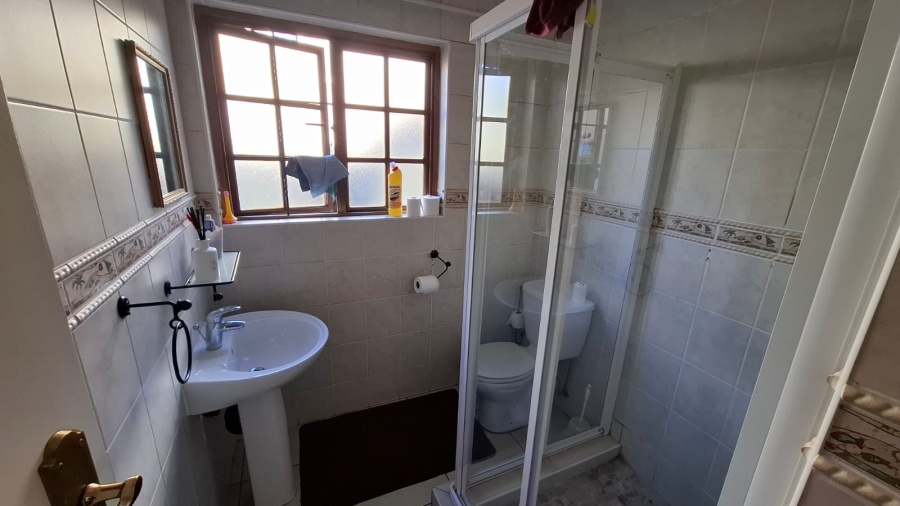 3 Bedroom Property for Sale in Noordwyk Gauteng
