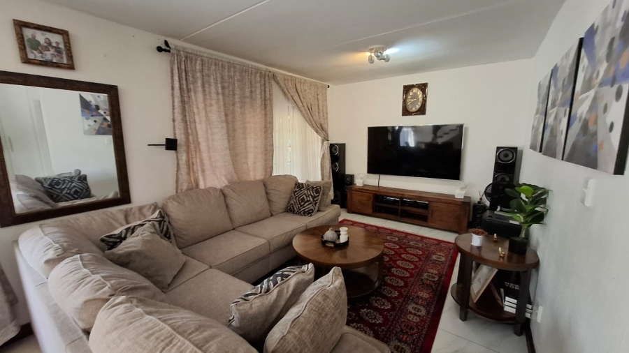 3 Bedroom Property for Sale in Noordwyk Gauteng