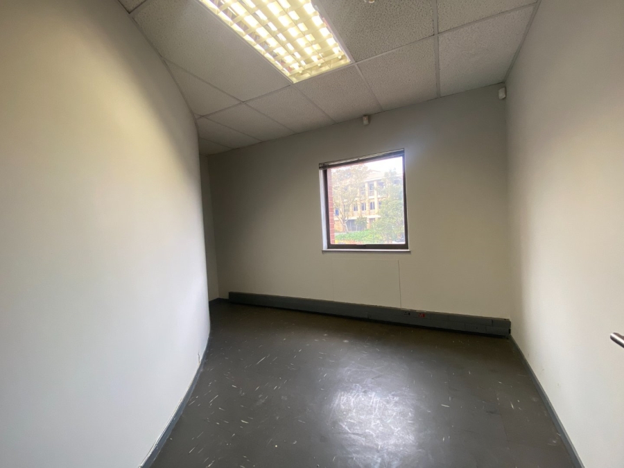 To Let commercial Property for Rent in Vorna Valley Gauteng