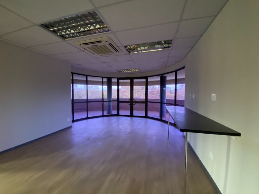 To Let commercial Property for Rent in Vorna Valley Gauteng