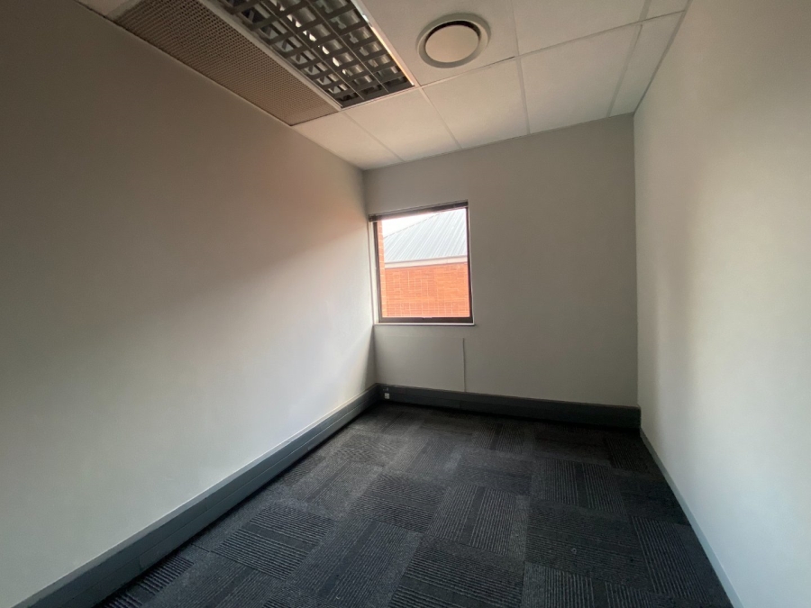 To Let commercial Property for Rent in Vorna Valley Gauteng