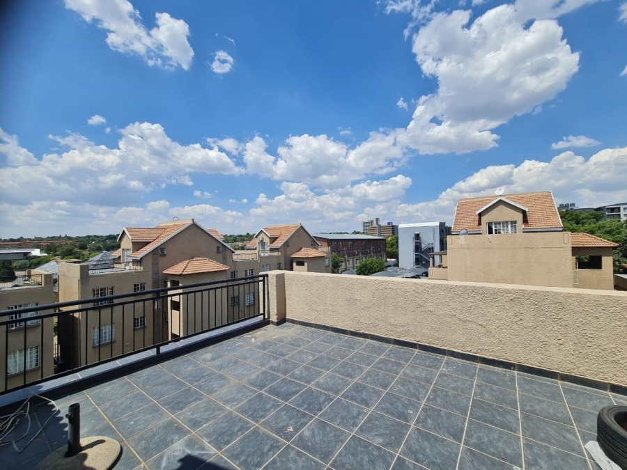 3 Bedroom Property for Sale in Ferndale Gauteng