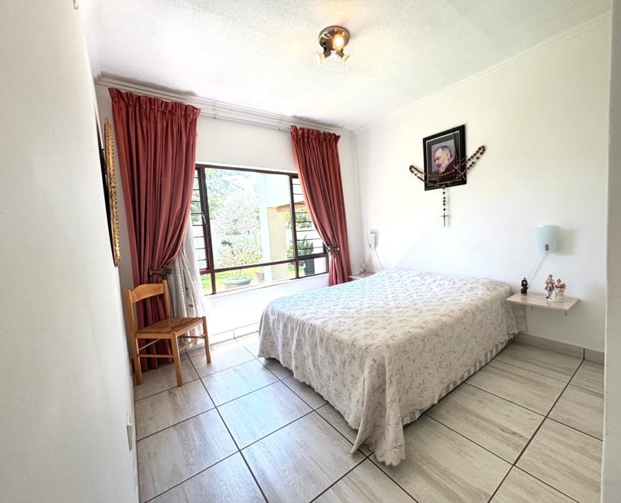 To Let 3 Bedroom Property for Rent in Fourways Gauteng