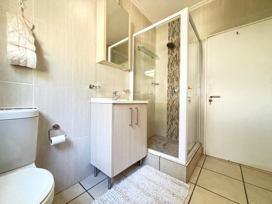 To Let 3 Bedroom Property for Rent in Fourways Gauteng