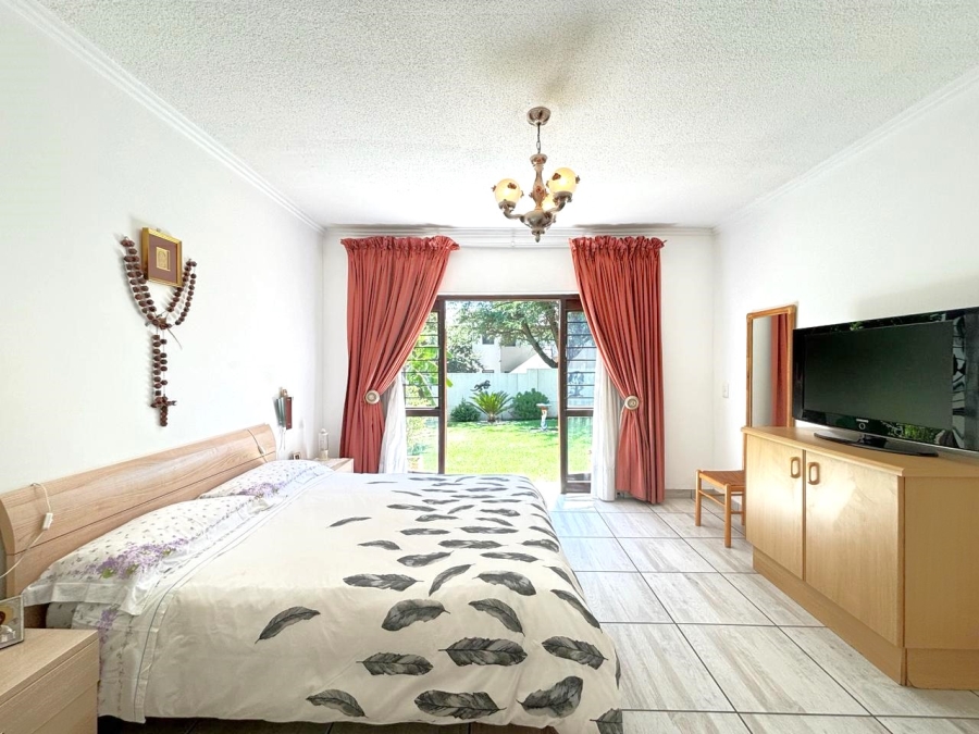 To Let 3 Bedroom Property for Rent in Fourways Gauteng