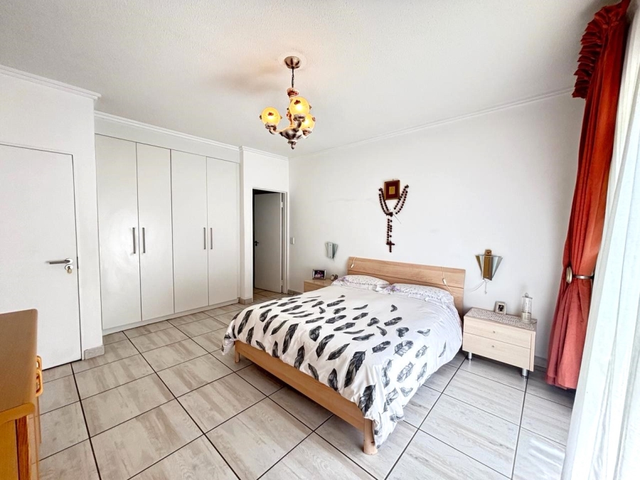 To Let 3 Bedroom Property for Rent in Fourways Gauteng