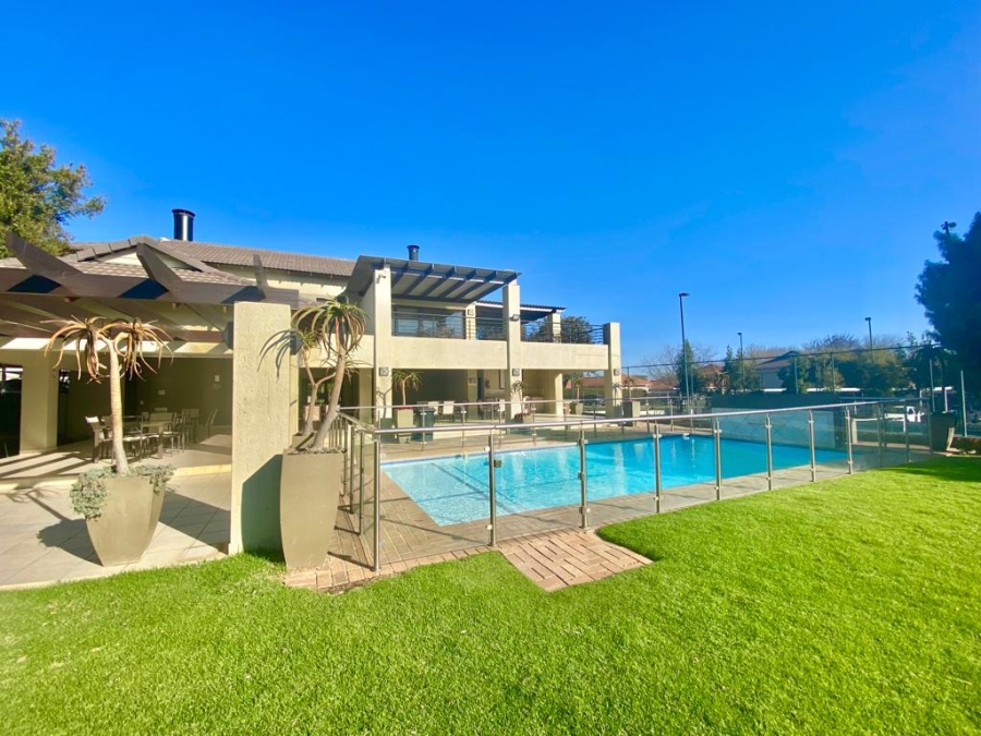 To Let 3 Bedroom Property for Rent in Fourways Gauteng