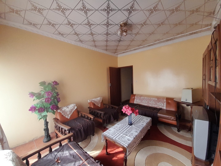 4 Bedroom Property for Sale in Louisrus Gauteng