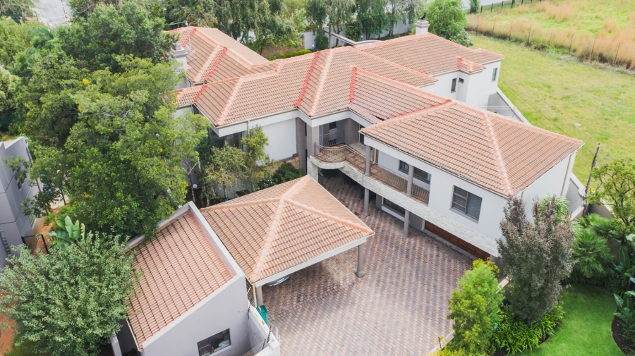 5 Bedroom Property for Sale in Dowerglen Gauteng