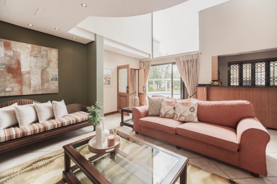 5 Bedroom Property for Sale in Dowerglen Gauteng
