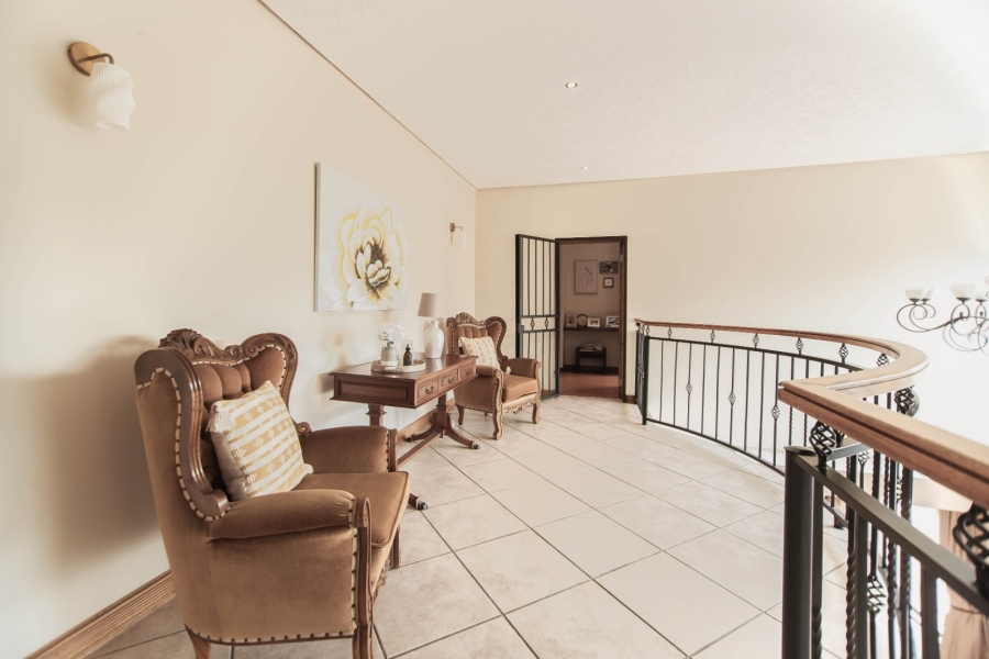 5 Bedroom Property for Sale in Dowerglen Gauteng