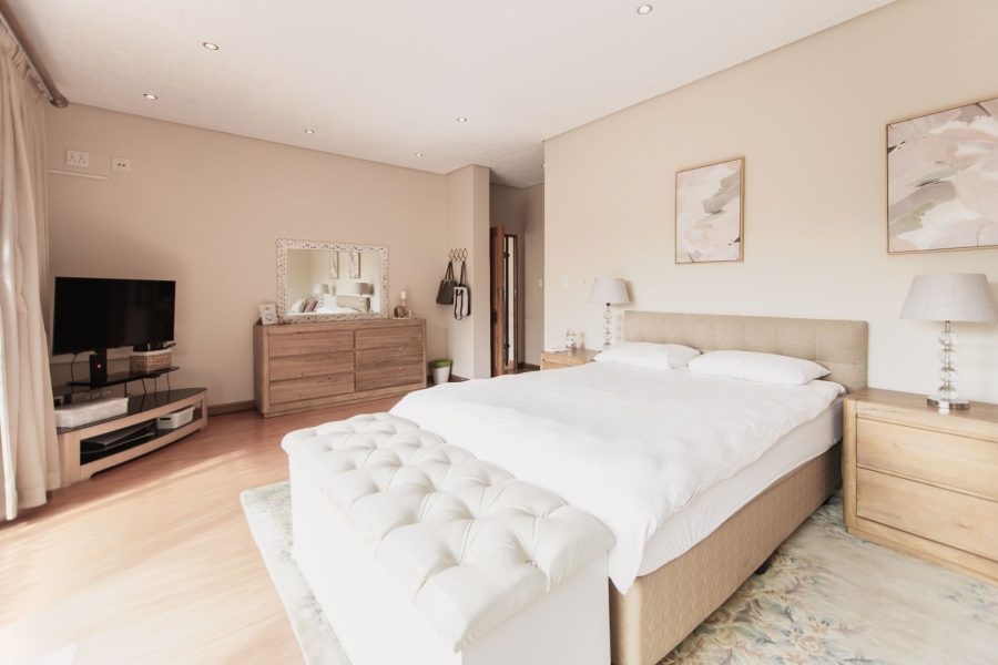 5 Bedroom Property for Sale in Dowerglen Gauteng