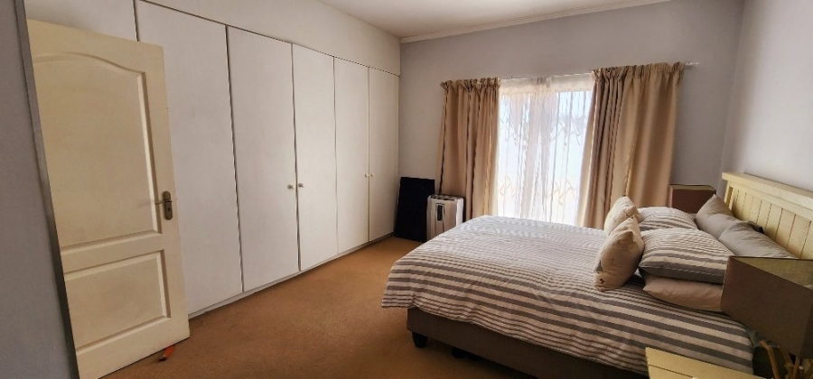 2 Bedroom Property for Sale in Boskruin Gauteng