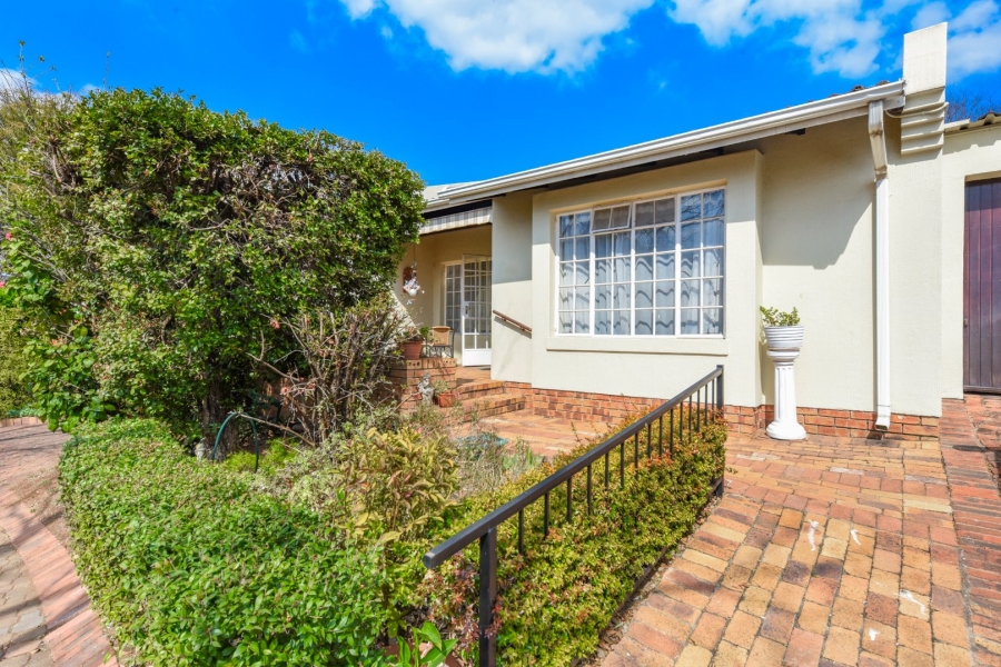 2 Bedroom Property for Sale in Magaliessig Gauteng