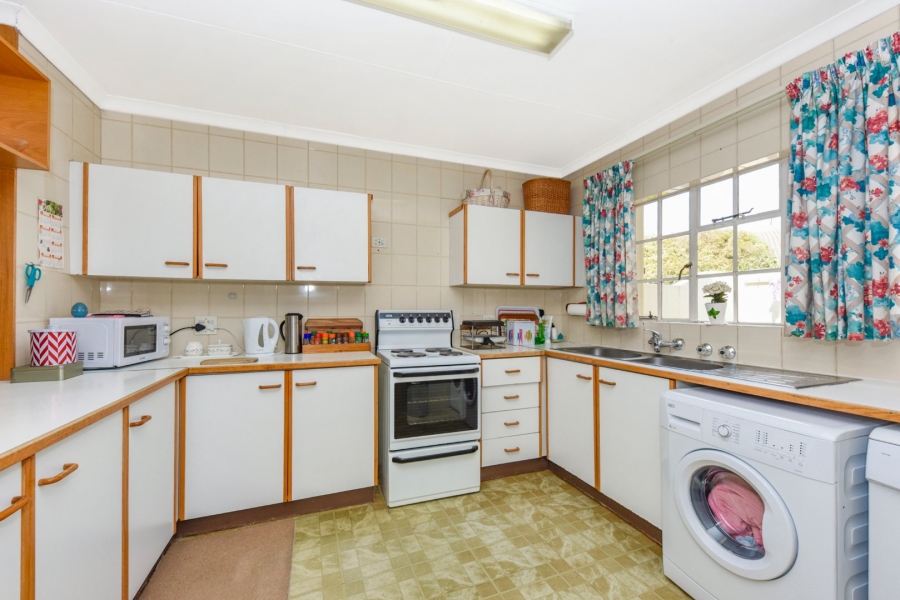 2 Bedroom Property for Sale in Magaliessig Gauteng