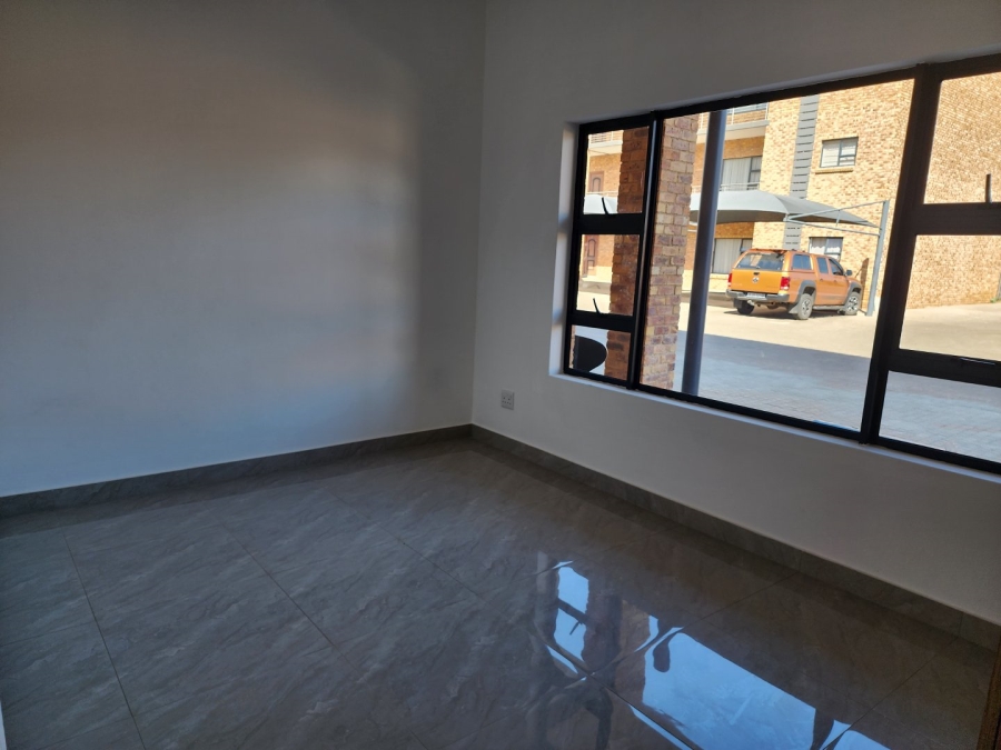 To Let 2 Bedroom Property for Rent in Witfield Gauteng