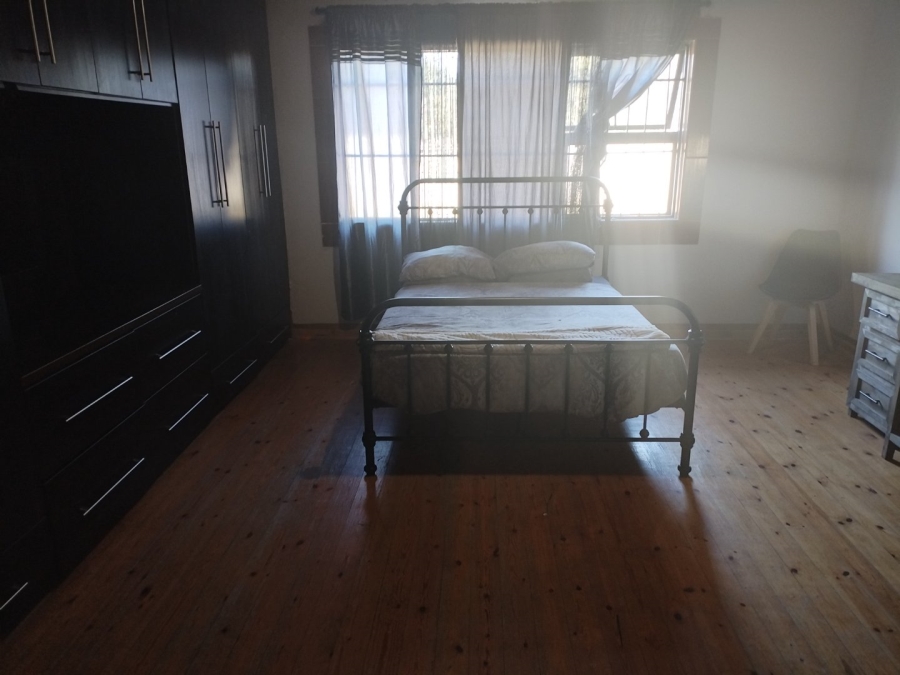 5 Bedroom Property for Sale in Petersfield Gauteng