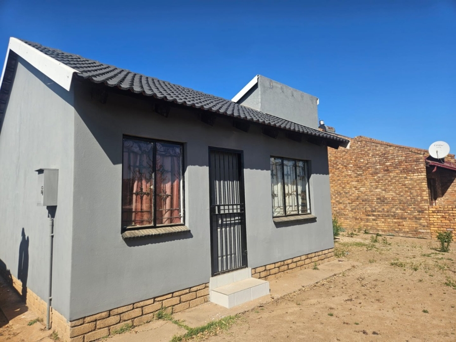 2 Bedroom Property for Sale in Soshanguve HH Gauteng