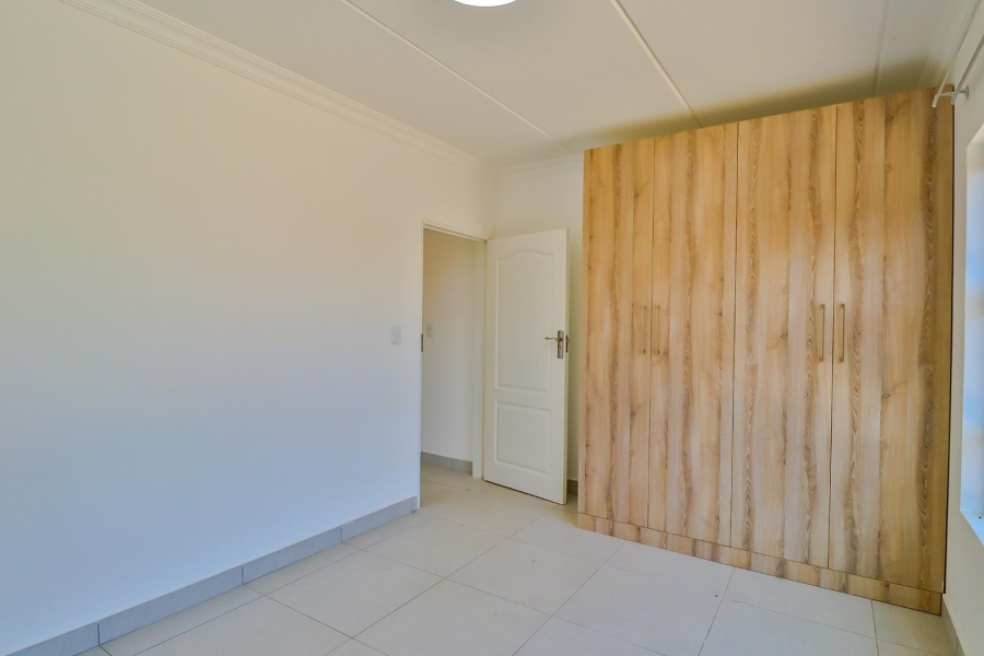 To Let 2 Bedroom Property for Rent in Witfield Gauteng