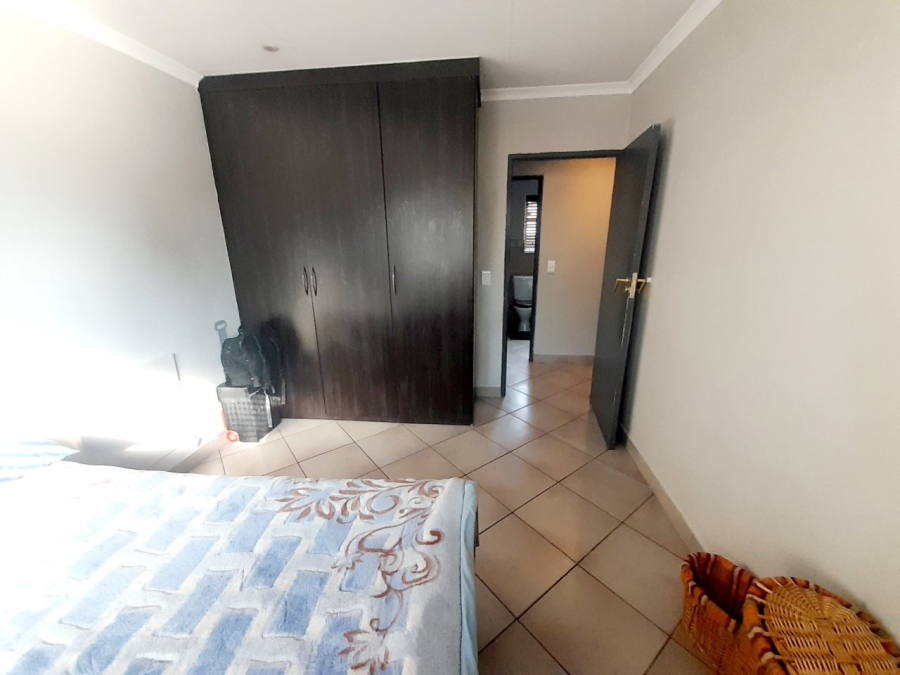 3 Bedroom Property for Sale in Thatchfield Hills Gauteng