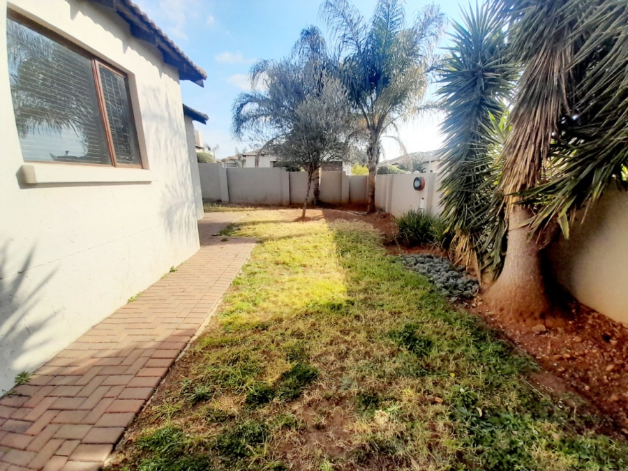 3 Bedroom Property for Sale in Thatchfield Hills Gauteng