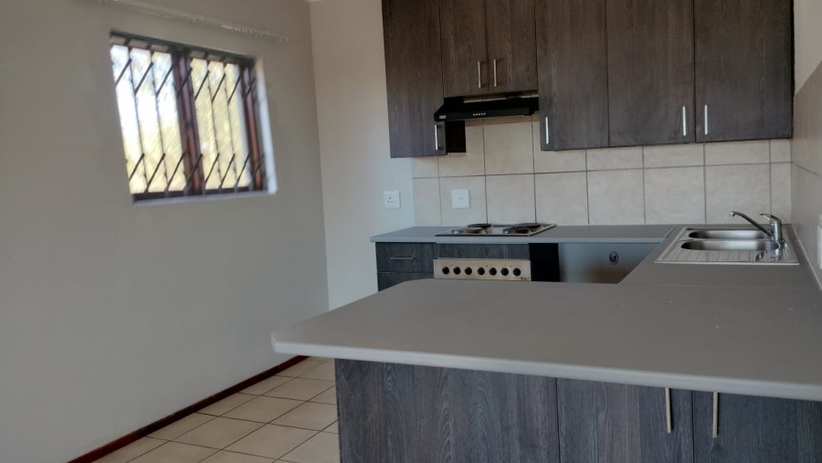 2 Bedroom Property for Sale in Noordwyk Gauteng