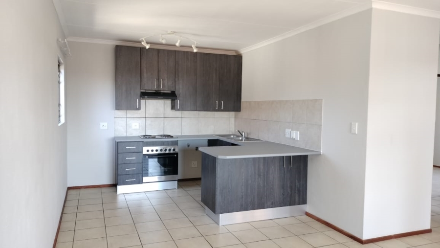 2 Bedroom Property for Sale in Noordwyk Gauteng