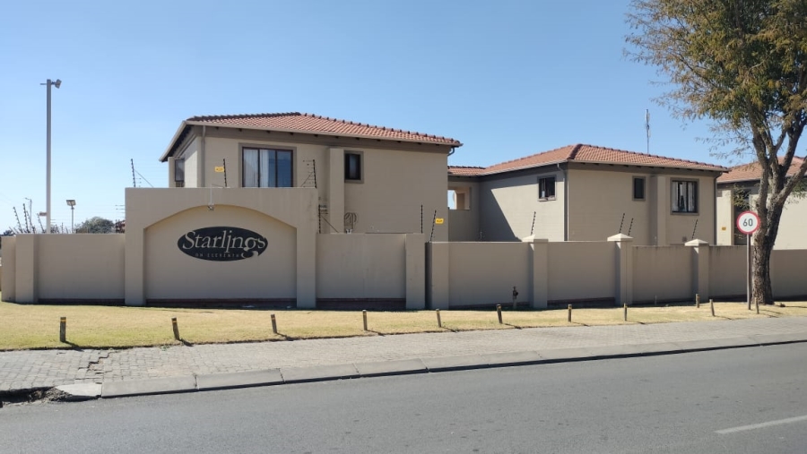 2 Bedroom Property for Sale in Noordwyk Gauteng
