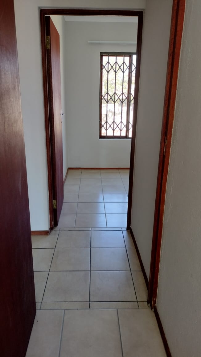 2 Bedroom Property for Sale in Noordwyk Gauteng