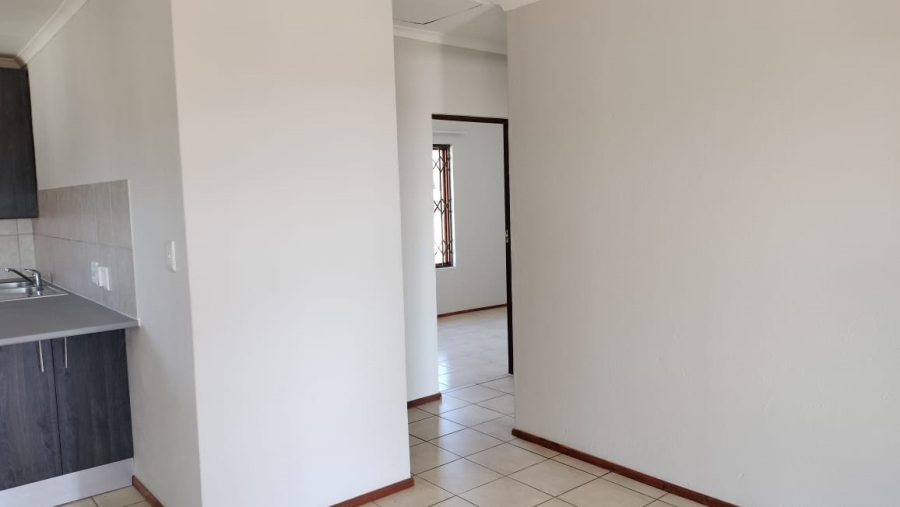 2 Bedroom Property for Sale in Noordwyk Gauteng