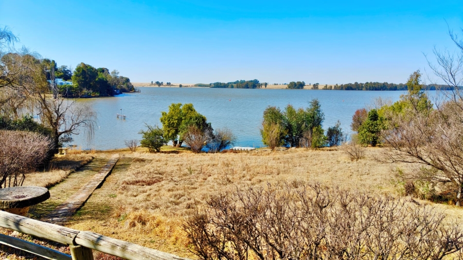 5 Bedroom Property for Sale in Vaal Marina Gauteng