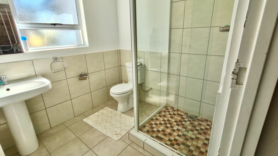 5 Bedroom Property for Sale in Vaal Marina Gauteng