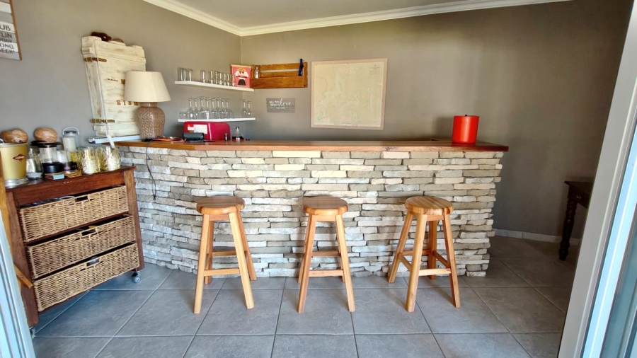 5 Bedroom Property for Sale in Vaal Marina Gauteng