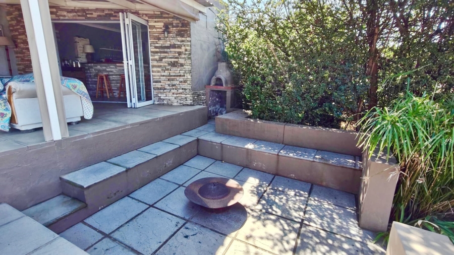 5 Bedroom Property for Sale in Vaal Marina Gauteng